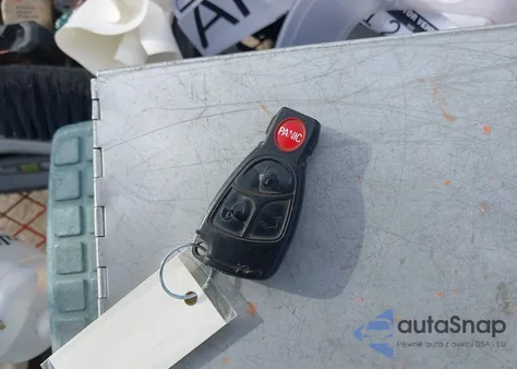 2004 Mercedes-Benz S 430 4Matic z USA, uszkodzony, nr VIN WDBNG83J74A396902